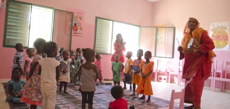 Une maternelle pour les tout-petits au Sénégal