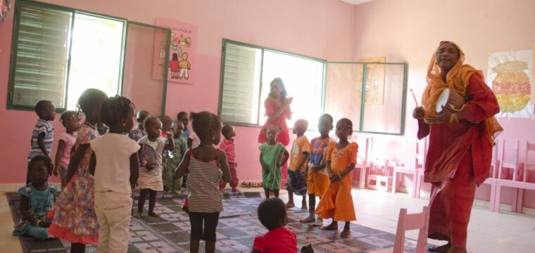 Une maternelle pour les tout-petits au Sénégal