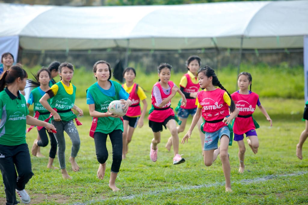 COUPE DU MONDE DE RUGBY 2019 : World Rugby s’engage aux côtés de ChildFund ‘Pass it back’ pour améliorer la vie de 20 000 enfants en Asie grâce au sport.