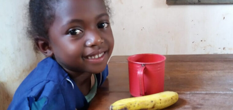Madagascar : Distribution de repas