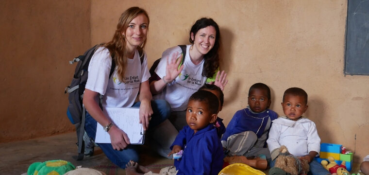 Marine, et Johanne de retour d'une mission à Madagascar