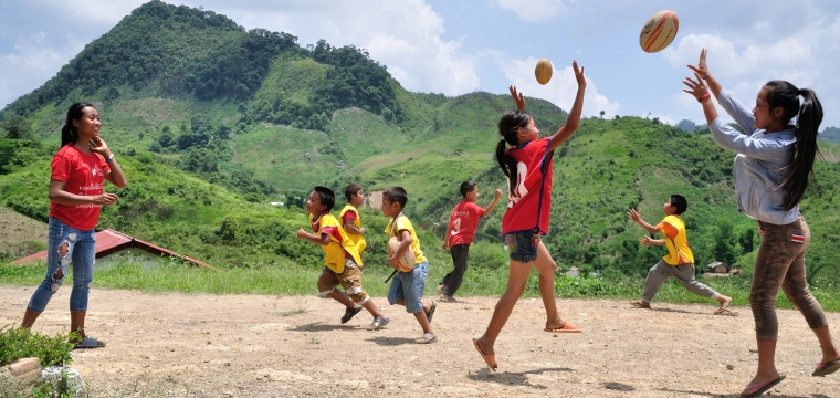 ChildFund Pass It Back : un programme qui utilise le sport en faveur de l’éducation