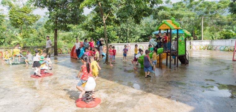 Aires de jeux pour les enfants au Vietnam