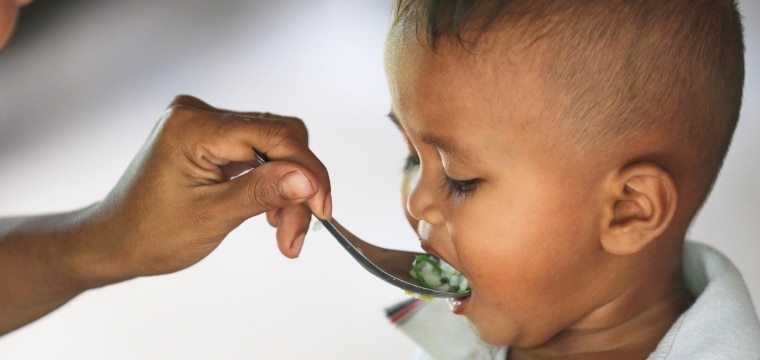 Nourrir les enfants et les futures générations 