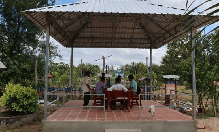 Un kiosque de lecture pour les élèves de l'école de Boeng Kieb au Cambodge