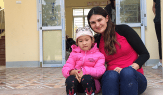 Delphine, marraine au Vietnam