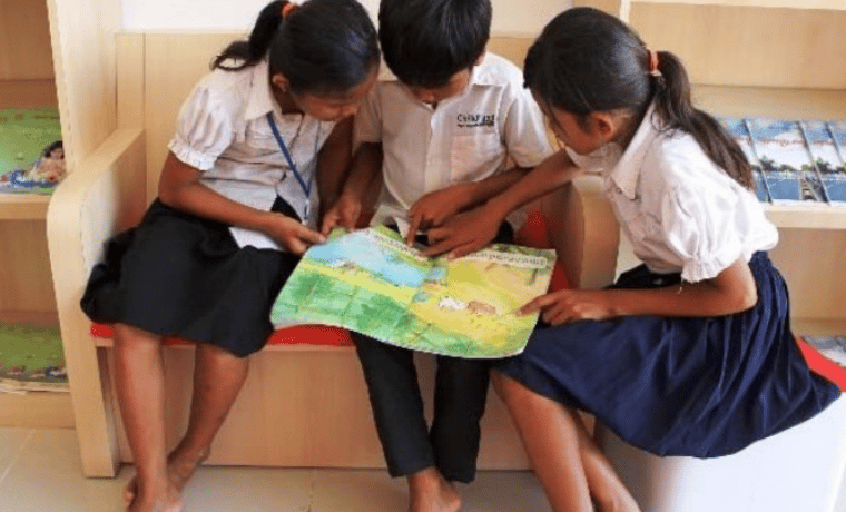Des livres pour les enfants au Cambodge