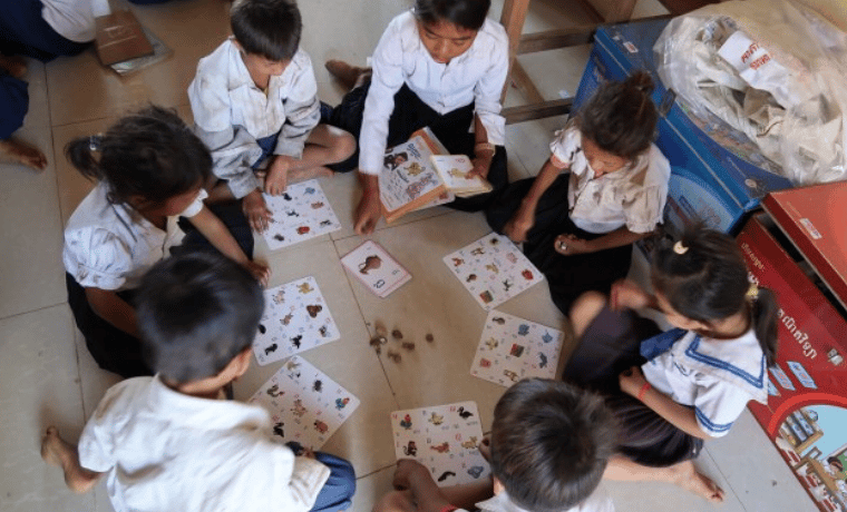 Des livres pour les enfants au Cambodge