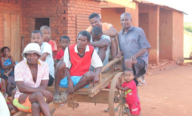 Parrainer un enfant pour aider sa famille à Morafeno