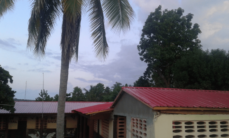 Construction d’une  toiture pour l’école Métayer 