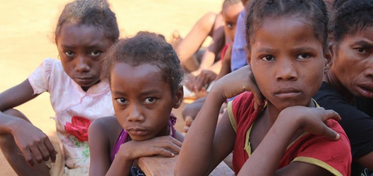 PARRAINER UN ENFANT POUR FAIRE RESPECTER SES DROITS À MORAFENO