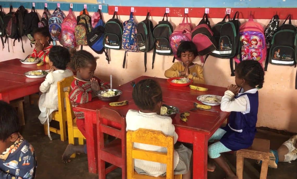 Cantine Madagascar élèves