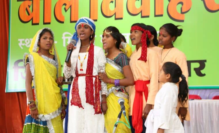 5 raisons de parrainer une petite fille