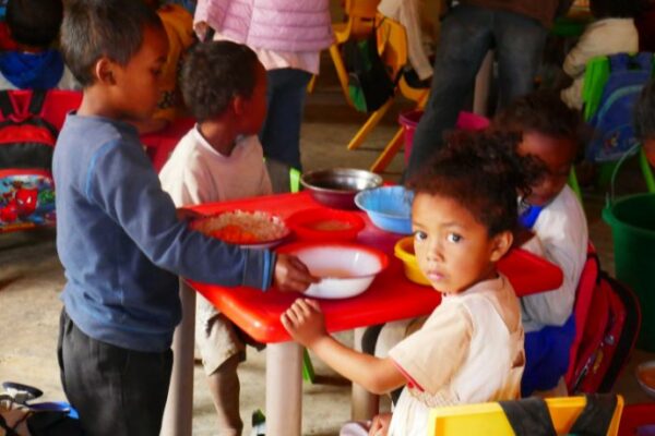 Madagascar : Donnez pour le maintien des cantines scolaires