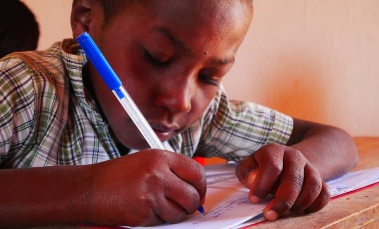 décodeur 12 mon droit de réussir ma scolarité