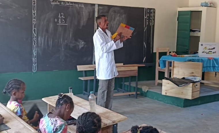 Une mallette pédagogique pour les enseignants à Madagascar