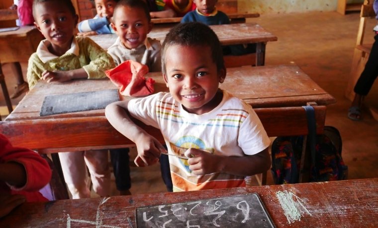 Promouvoir l’éducation pour tous : le rôle des ONG